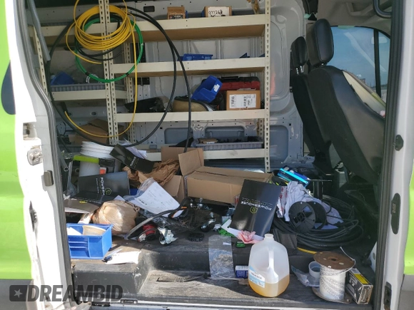 2020 Ford Transit Cargo с VIN 1FTBR1C84LKA61849, выставлен на аукционе Copart как лот 50978095 с пробегом 88 131 миль миль и На запчасти • Non repairable. История ставок и продаж доступна на DreamBid. Изображение 11.