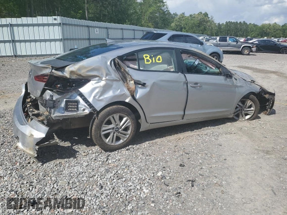 2020 Hyundai Elantra SEL z VIN 5NPD84LF6LH623082, wystawiony jako Copart lot #52779075 z przebiegiem Nie podano mil oraz Szkoda całkowita • Salvage title. Historia ofert i sprzedaży dostępna na DreamBid. Obrazek 3.