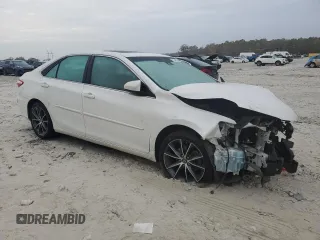 2015 Toyota Camry XLE with VIN 4T1BF1FK6FU923117, listed as a Copart auction lot 78400594 with 68,816 mi miles and Salvage Title. Bid and sale history available at carsss.com. Image 4.