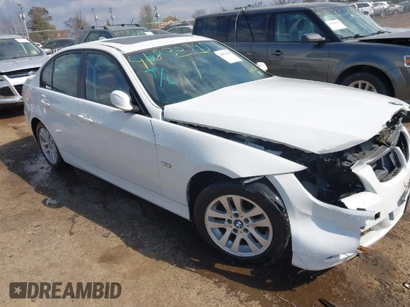 2006 BMW 3 Series 325i with VIN WBAVB13536KX69521, listed as a IAAI auction lot 41832395 with 182,106 mi miles. Bid and sale history available at carsss.com. Image 1.