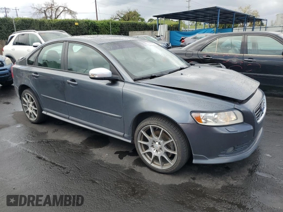 2010 Volvo S40 R-Design with VIN YV1672MH7A2513697, listed as a Copart auction lot 51437655 with 0 mi miles and Salvage Title. Bid and sale history available at carsss.com. Image 4.