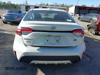 2022 Toyota Corolla SE with VIN 5YFS4MCE6NP133516, listed as a IAAI auction lot 41849024 with 45,792 mi miles. Bid and sale history available at carsss.com. Image 17.