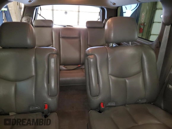 2005 Chevrolet Suburban Z71 with VIN 3GNFK16Z55G218316, listed as a Copart auction lot 49315115 with 209,349 mi miles and Non Repairable. Bid and sale history available at carsss.com. Image 10.