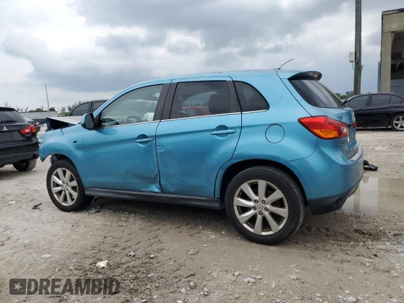 2014 Mitsubishi Outlander SE z VIN 4A4AP4AU2EE020696, wystawiony jako Copart lot #59438435 z przebiegiem Nie podano mil oraz Szkoda całkowita • Salvage title. Historia ofert i sprzedaży dostępna na DreamBid. Obrazek 2.
