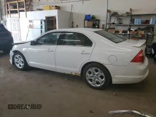 2010 Ford Fusion SE with VIN 3FAHP0HA5AR423370, listed as a Copart auction lot 60321275 with 118,822 mi miles and Salvage title. Bid and sale history available at DreamBid. Image 2.