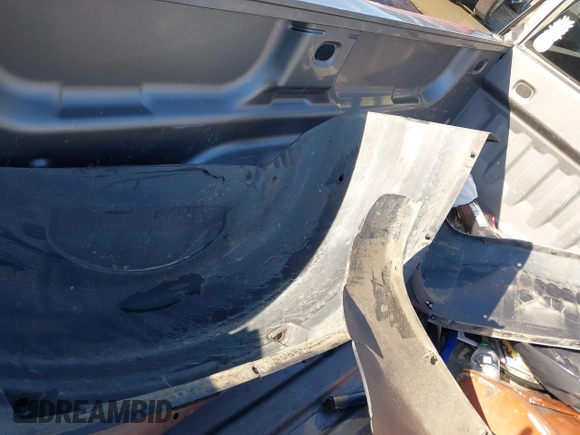 2009 Chevrolet Silverado 1500 with VIN 2GCEC39J891109818, listed as a IAAI auction lot 41302124 with Not Provided miles and . Bid and sale history available at DreamBid. Image 11.