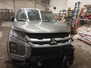 2022 Mitsubishi Outlander Sport ES with VIN JA4ARUAU3NU018733, listed as a IAAI auction lot 41320736 with 31,653 mi miles. Bid and sale history available at carsss.com. Image 13.