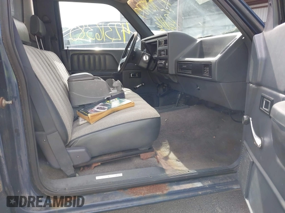 1991 Dodge Dakota z VIN 1B7GG26X3MS259618, wystawiony jako IAAI lot #42316385 z przebiegiem 174 734 mil mil oraz . Historia ofert i sprzedaży dostępna na DreamBid. Obrazek 5.