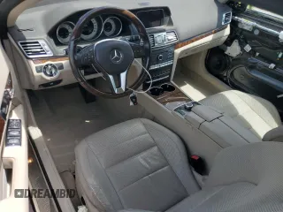2016 Mercedes-Benz E 400 with VIN WDDKK6FF6GF330689, listed as a Copart auction lot 54570145 with 52,998 mi miles and Salvage Title. Bid and sale history available at DreamBid. Image 8.