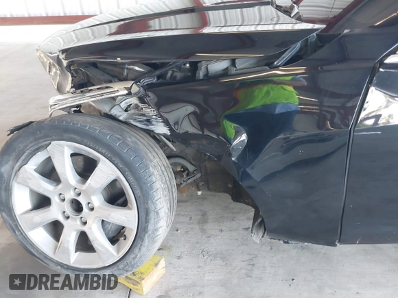 2014 Cadillac ATS Standard RWD with VIN 1G6AA5RX3E0159300, listed as a IAAI auction lot 40271449 with 124,125 mi miles. Bid and sale history available at carsss.com. Image 16.