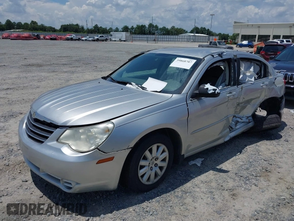 2008 Chrysler Sebring LX z VIN 1C3LC46K18N151209, wystawiony jako IAAI lot #39868707 z przebiegiem 181 893 mil mil oraz . Historia ofert i sprzedaży dostępna na DreamBid. Obrazek 2.