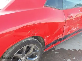 2015 Dodge Challenger R/T with VIN 2C3CDZAT2FH911390, listed as a IAAI auction lot 40882976 with 102,028 mi miles. Bid and sale history available at carsss.com. Image 6.