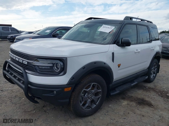 2023 Ford Bronco Sport Badlands with VIN 3FMCR9D94PRE13352, listed as a IAAI auction lot 40593622 with 8,919 mi miles. Bid and sale history available at carsss.com. Image 16.