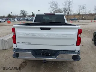 2019 Chevrolet Silverado 1500 LT with VIN 1GCRYDED3KZ216524, listed as a IAAI auction lot 41935467 with 58,686 mi miles. Bid and sale history available at carsss.com. Image 16.