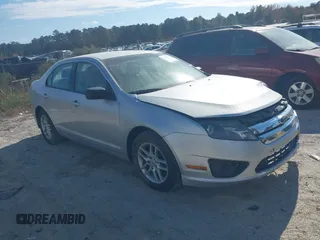 2012 Ford Fusion S with VIN 3FAHP0GA0CR315999, listed as a IAAI auction lot 40937858 with 164,719 mi miles. Bid and sale history available at carsss.com. Image 1.