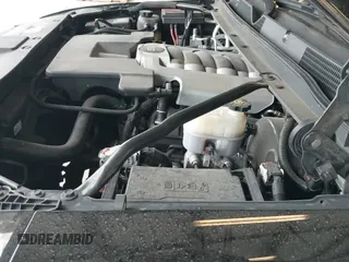 2020 Cadillac Escalade ESV Platinum с VIN 1GYS4KKJ1LR239730, выставлен на аукционе IAAI как лот 42249671 с пробегом 75 462 миль миль и . История ставок и продаж доступна на DreamBid. Изображение 20.