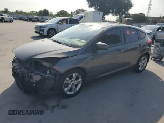 2012 Ford Focus SE z VIN 1FAHP3K28CL298448, wystawiony jako Copart lot #57852505 z przebiegiem 163 707 mil mil oraz Szkody całkowita. Historia ofert i sprzedaży dostępna na DreamBid. Obrazek 1.