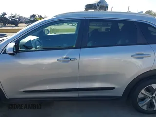 2020 Kia Niro EX Premium with VIN KNDCE3LG1L5071000, listed as a IAAI auction lot 42164125 with 30,831 mi miles and . Bid and sale history available at DreamBid. Image 14.