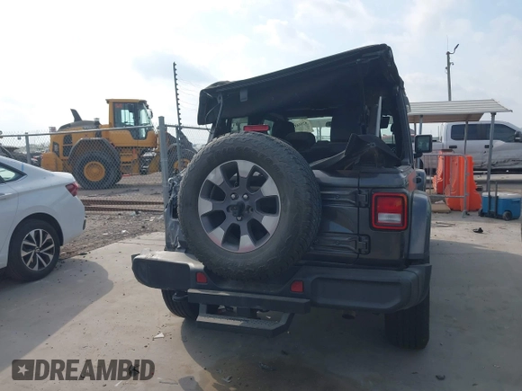 2018 Jeep Wrangler Unlimited Sahara z VIN 1C4HJXEG5JW194523, wystawiony jako IAAI lot #42056557 z przebiegiem 71 141 mil mil oraz . Historia ofert i sprzedaży dostępna na DreamBid. Obrazek 16.