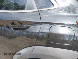 2020 Hyundai Kona SEL with VIN KM8K2CAA0LU401200, listed as a IAAI auction lot 41883466 with 47,796 mi miles and . Bid and sale history available at carsss.com. Image 6.