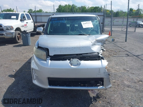 2014 Scion xB z VIN JTLZE4FE0EJ054892, wystawiony jako IAAI lot #42093932 z przebiegiem 184 541 mil mil oraz . Historia ofert i sprzedaży dostępna na DreamBid. Obrazek 13.