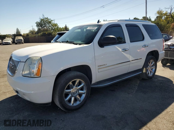 2010 GMC Yukon Denali with VIN 1GKUKEEF4AR248565, listed as a Copart auction lot 77628884 with 177,395 mi miles and Clean Title. Bid and sale history available at carsss.com. Image 1.