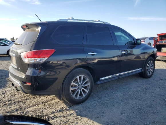 2016 Nissan Pathfinder Platinum with VIN 5N1AR2MN7GC620845, listed as a Copart auction lot 88787835 with 131,799 mi miles and Salvage Title. Bid and sale history available at carsss.com. Image 3.