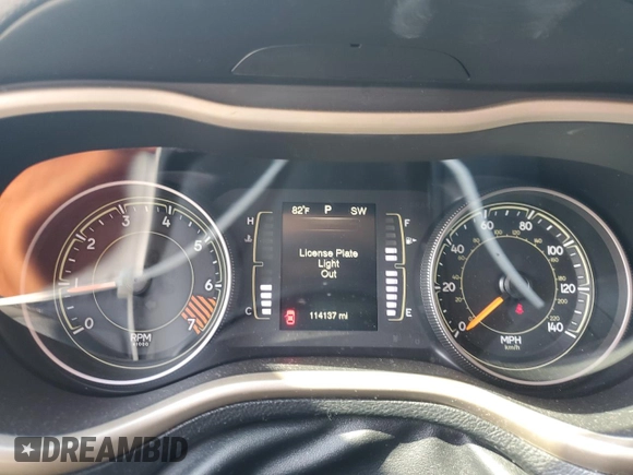 2015 Jeep Cherokee Sport z VIN 1C4PJLAB9FW731898, wystawiony jako Copart lot #55966565 z przebiegiem 114 137 mil mil oraz Szkoda całkowita • Salvage title. Historia ofert i sprzedaży dostępna na DreamBid. Obrazek 9.