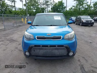 2016 Kia Soul + z VIN KNDJP3A5XG7352628, wystawiony jako IAAI lot #42441945 z przebiegiem 107 522 mil mil oraz . Historia ofert i sprzedaży dostępna na DreamBid. Obrazek 12.