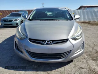 2015 Hyundai Elantra SE z VIN 5NPDH4AE6FH616194, wystawiony jako Copart lot #57157425 z przebiegiem 90 170 mil mil oraz Tytuł czysty. Historia ofert i sprzedaży dostępna na DreamBid. Obrazek 5.