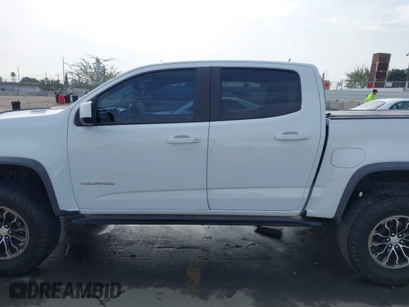 2018 Chevrolet Colorado 4WD ZR2 with VIN 1GCPTEE19J1175475, listed as a IAAI auction lot 41473714 with 107,809 mi miles. Bid and sale history available at carsss.com. Image 14.