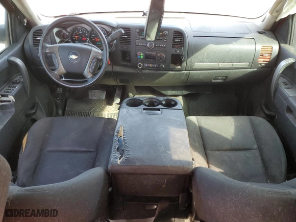 2013 Chevrolet Silverado 1500 LT with VIN 1GCRCSE01DZ136903, listed as a Copart auction lot 46190105 with 207,432 mi miles and Salvage Title. Bid and sale history available at carsss.com. Image 8.