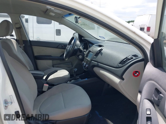 2010 Kia Forte EX with VIN KNAFU4A20A5298508, listed as a IAAI auction lot 42055396 with 250,843 mi miles. Bid and sale history available at carsss.com. Image 5.
