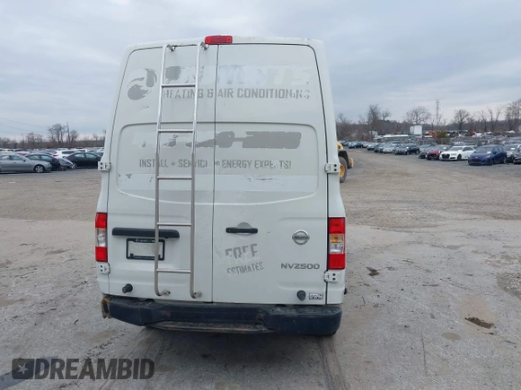 2017 Nissan NV Cargo SV z VIN 1N6BF0LY7HN808530, wystawiony jako IAAI lot #41222479 z przebiegiem 178 092 mil mil oraz . Historia ofert i sprzedaży dostępna na DreamBid. Obrazek 17.