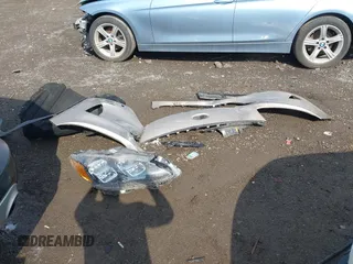 2020 Ford Escape Titanium z VIN 1FMCU9J92LUB48243, wystawiony jako IAAI lot #42143038 z przebiegiem 63 172 mil mil oraz . Historia ofert i sprzedaży dostępna na DreamBid. Obrazek 12.