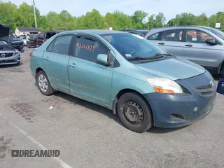 2008 Toyota Yaris with VIN JTDBT923181217431, listed as a IAAI auction lot 42261829 with 271,315 mi miles and . Bid and sale history available at DreamBid. Image 1.