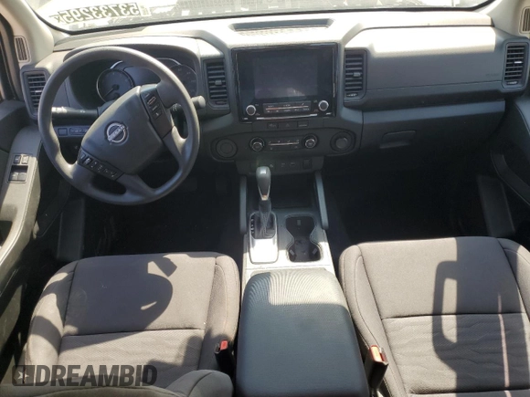 2024 Nissan Frontier S z VIN 1N6ED1CLXRN660176, wystawiony jako Copart lot #53733295 z przebiegiem 3 003 mil mil oraz Czysty tytuł • Clean title. Historia ofert i sprzedaży dostępna na DreamBid. Obrazek 8.