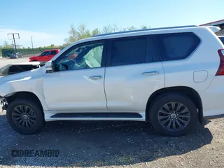 2020 Lexus GX 460 Luxury with VIN JTJGM7BX6L5259876, listed as a IAAI auction lot 42108277 with 58,640 mi miles and . Bid and sale history available at DreamBid. Image 14.