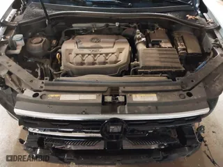 2021 Volkswagen Tiguan SE with VIN 3VV2B7AX1MM013884, listed as a IAAI auction lot 41313293 with 40,489 mi miles. Bid and sale history available at carsss.com. Image 10.
