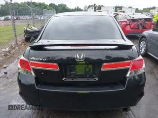 2011 Honda Accord EX z VIN 1HGCP2F71BA030423, wystawiony jako IAAI lot #42344496 z przebiegiem 146 097 mil mil oraz . Historia ofert i sprzedaży dostępna na DreamBid. Obrazek 16.
