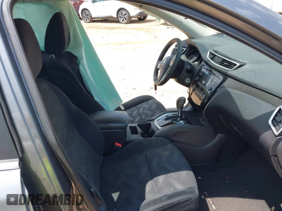 2015 Nissan Rogue SV z VIN 5N1AT2MV4FC855848, wystawiony jako IAAI lot #42226345 z przebiegiem 149 359 mil mil oraz . Historia ofert i sprzedaży dostępna na DreamBid. Obrazek 5.