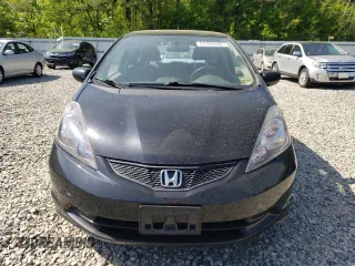 2013 Honda Fit с VIN JHMGE8H3XDC034270, выставлен на аукционе Copart как лот 57486305 с пробегом 92 093 миль миль и Списание • Salvage title. История ставок и продаж доступна на DreamBid. Изображение 5.