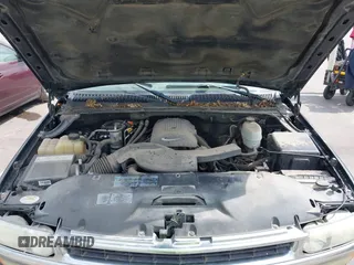 2005 Chevrolet Suburban LT с VIN 1GNFK16Z45J189938, выставлен на аукционе IAAI как лот 42412439 с пробегом 375 834 миль миль и . История ставок и продаж доступна на DreamBid. Изображение 10.