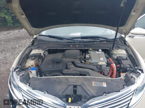 2014 Lincoln MKZ Hybrid with VIN 3LN6L2LU8ER813195, listed as a IAAI auction lot 42578644 with 153,893 mi miles and . Bid and sale history available at DreamBid. Image 10.