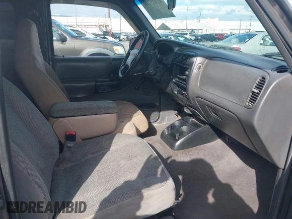 1999 Ford Ranger XLT with VIN 1FTYR14X6XPB36527, listed as a IAAI auction lot 41425718 with 189,200 mi miles. Bid and sale history available at carsss.com. Image 5.