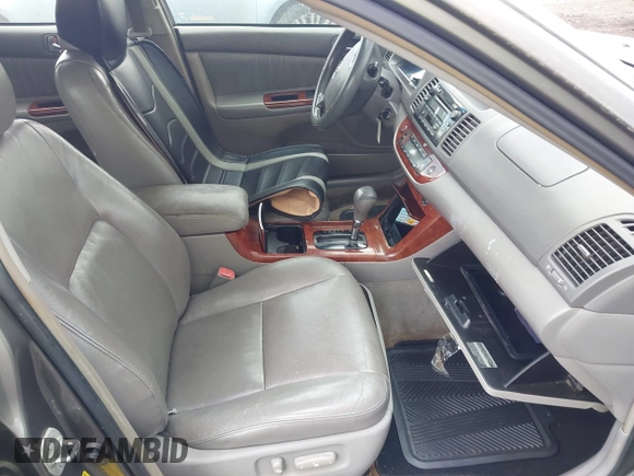 2005 Toyota Camry LE with VIN 4T1BF30K45U607301, listed as a IAAI auction lot 42199532 with Not Provided miles and . Bid and sale history available at DreamBid. Image 5.