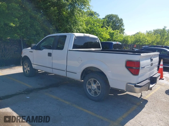 2009 Ford F-150 XLT with VIN 1FTRX12V99KC16139, listed as a IAAI auction lot 42327510 with 192,148 mi miles and . Bid and sale history available at DreamBid. Image 3.