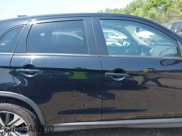 2021 Mitsubishi Outlander ES with VIN JA4APUAU3MU032698, listed as a IAAI auction lot 42461693 with 47,325 mi miles and . Bid and sale history available at DreamBid. Image 14.