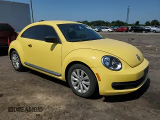 2015 Volkswagen Beetle Fleet Edition with VIN 3VWF17AT9FM635908, listed as a Copart auction lot 62085845 with 78,056 mi miles and Salvage title. Bid and sale history available at DreamBid. Image 4.