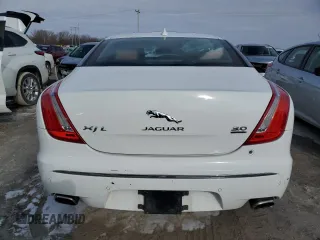 2015 Jaguar XJ Portfolio z VIN SAJWJ2GD5F8V77355, wystawiony jako Copart lot #47214835 z przebiegiem 73 202 mil mil oraz Szkoda całkowita • Salvage title. Historia ofert i sprzedaży dostępna na DreamBid. Obrazek 6.